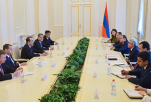  President Serzh Sargsyan received members of the Intergovernmental Council of the Eurasian Economic Union