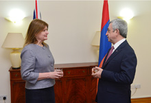 President Sargsyan sent a congratulatory message on the occasion of Great Britain’s National Holiday
and visited the residence of the UK Ambassador in Armenia
