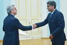 The newly appointed Ambassador of India presented his credential to President Sargsyan
