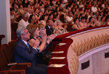 Президент принял участие в юбилейном вечере, посвященном 90-летию Национального филармонического оркестра Армении