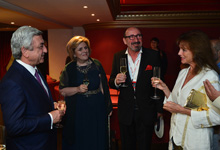 President met with the honorary guests and movie professionals participating in the Golden Apricot International Movie Festival