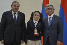 Նախագահը հյուրընկալել է բարձր առաջադիմություն ցուցաբերած, ինչպես նաև միջազգային օլիմպիադաներում հաջողությունների հասած դպրոցականներին