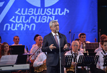 Նախագահ Սերժ Սարգսյանն այցելել է Հայաստանի հանրային ռադիոընկերություն
