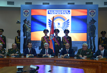 Նախագահը ներկայացրել է Պաշտպանության նորանշանակ նախարարին և ԶՈւ գլխավոր շտաբի նորանշանակ պետին