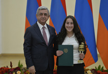  President received students and schoolchildren &ndash; recipients of the RA Presidential Educational Awards for 2016