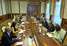 Նախագահն ընդունել է Վերակառուցման և զարգացման եվրոպական բանկի նախագահ Սումա Չակրաբարտիին