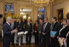 President meets with members of French National Assembly and Senate Friendship Groups

