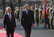 Նախագահի նստավայրում տեղի է ունեցել Բուլղարիայի նախագահի դիմավորման պաշտոնական արարողությունը