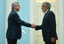 Newly appointed Chile Ambassador hands credentials to RA President