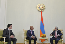 President receives &ldquo;Architects of Denial&rdquo; film producers

