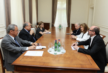 President received renowned Swedish documentary film makers PeA Holmquist and Suzanne Khardalian 
