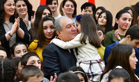 Each of you have a great future: Armen Sarkissian hosted a group of children
