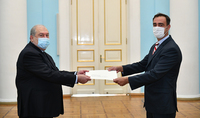 Armenia and Argentina traditionally have warm and friendly relations. The newly appointed Ambassador of Argentina to Armenia presented his credentials to President Sarkissian