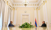Президент Армен Саркисян встретился с лидером фракции "Просвещённая Армения" Эдмоном Марукяном