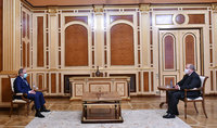 Президент Армен Саркисян встретился с Премьер-министром Николом Пашиняном