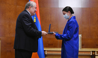 President Armen Sarkissian awarded the famous opera singer Hasmik Grigoryan with a medal