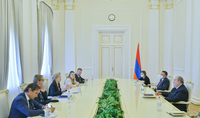 Le Président Armen Sarkissian a reçu une délégation de l'Assemblée parlementaire de l'OSCE qui vont observer les élections législatives.