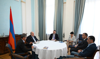 President Armen Sarkissian discussed the prospects for developing scientific-technical and technological spheres with the Acting Minister of Economy and Director of the FAST Foundation