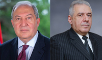 Aujourd'hui, le Président Armen Sarkissian a eu une conversation téléphonique avec le Ministre de la Défense par intérim Vagharshak Harutyunyan