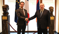 A l'occasion de la fête nationale française, le Président Armen Sarkissian s'est rendu à l'ambassade de France en Arménie
