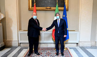  Հավատում եմ հայ-իտալական բարեկամությանն ու փոխգործակցության զարգացման իրական ներուժին. նախագահ Արմեն Սարգսյանը հանդիպել է Իտալիայի Պատգամավորների պալատի նախագահ Ռոբերտո Ֆիկոյի հետ