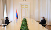 Le Président Armen Sarkissian a rencontré la fille de Vano Siradeghyan
