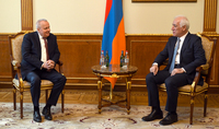 Президент Ваагн Хачатурян принял посла России в Армении Сергея Копыркина