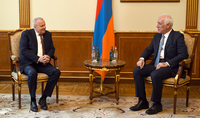 Le Président Vahagn Khatchatourian a reçu l'ambassadeur de Russie en Arménie, Sergey Kopyrkin