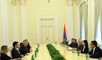 Президент Ваагн Хачатурян принял делегацию, возглавляемую руководителем группы дружбы Великобритания – Армения парламента Великобритании