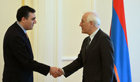 Президент Ваагн Хачатурян принял Министра иностранных дел Грузии Илию Дарчиашвили