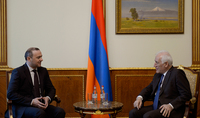 Le Président Vahagn Khatchatourian rencontre le Secrétaire du Conseil de sécurité Armen Grigoryan