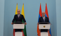 Президенты Армении и Литвы выступили с заявлениями для прессы