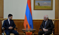 Президент Ваагн Хачатурян принял представителей руководства Минского часового завода