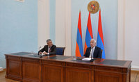 Le Président Vahagn Khatchatourian a reçu des hommes d'affaires arménienս d’Ukraine