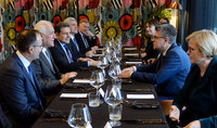 Президент Ваагн Хачатурян провёл рабочий обед с Министром иностранных дел Эстонии Урмасом Рейнсалу