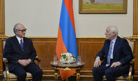 Президент Ваагн Хачатурян принял посла Японии в Армении Фукусиму Масанори