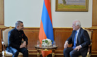 Le Président Vahagn Khatchatourian a eu un entretien d'adieu avec l'Ambassadeur de l'Inde
