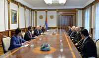 Le Président Vahagn Khatchatourian a reçu la délégation conduite par, Mohammad Sadik Mohammad, le Président du groupe d'amitié Irak-Arménie
