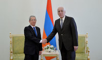 Президент Ваагн Хачатурян принял верительные грамоты Чрезвычайного и Полномочного Посла Кубы в Армении Оскара Сантаны Лео