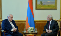 Le Président Vahagn Khatchatourian a eu une réunion d'adieu avec l'Ambassadeur de Pologne Pawel Cheplak
