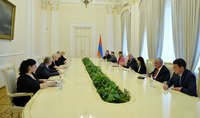 Le président Vahagn Khatchatourian a reçu la présidente du Parlement slovène Urška Klakočar Zupančič