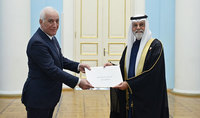 Президент Ваагн Хачатурян принял верительные грамоты посла Королевства Бахрейн в Армении Насера Мухаммад Юсуф Аль-Белуши