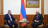 Президент Ваагн Хачатурян встретился с президентом Всемирного комитета Панармянских игр Ишханом Закаряном