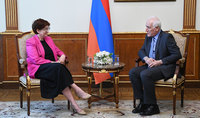 Le Président de la République Vahagn Khatchatourian a eu une réunion d'adieu avec l'Ambassadrice extraordinaire et plénipotentiaire du Canada en Arménie Alison Mary LeClaire