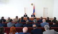 Президент Республики Ваагн Хачатурян провёл встречу в Сюникской областной администрации