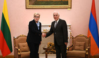 Le Président Vahagn Khatchatourian rencontre la Première ministre de Lituanie Ingrida Šimonytė