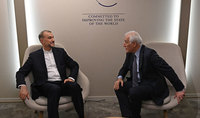 Президент Ваагн Хачатурян встретился в Давосе с министром иностранных дел Ирана Хосейном Амиром Абдоллахияном.