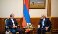 Президент Ваагн Хачатурян принял посла Ирана в Армении Мехди Собхани