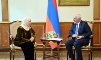 Президент Ваагн Хачатурян принял посла Объединенных Арабских Эмиратов в Армении Нариман Мухаммед Шариф Аль-Муллу
