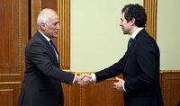 Le Président de la République a reçu l'Ambassadeur de Grèce